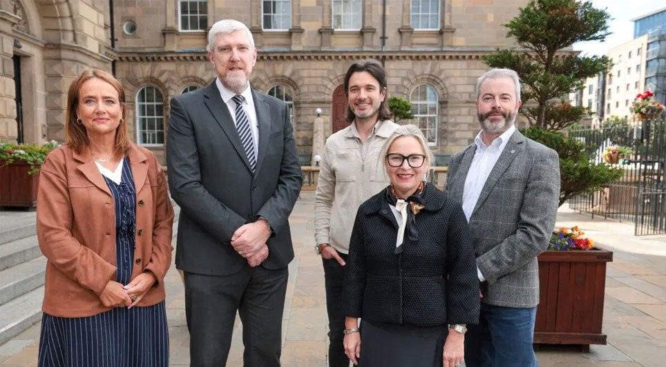 Finance Minister Meets Belfast Chamber And Promotes Consultation